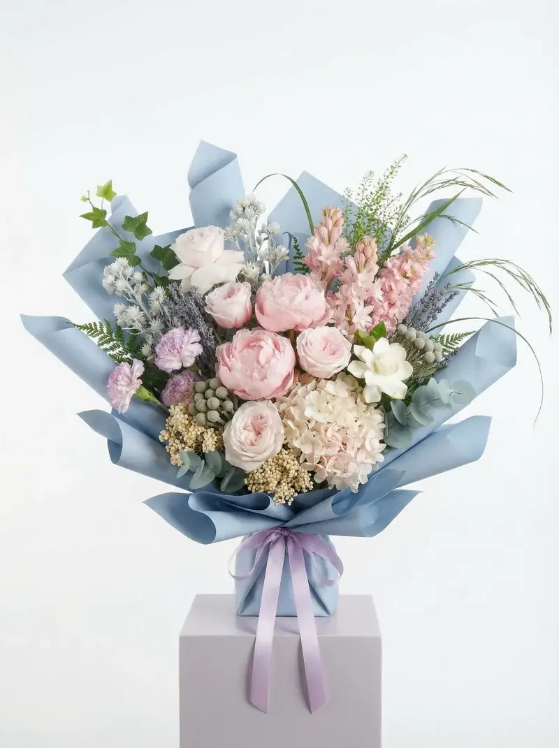 Cloud Nine - Eternal preserved arrangement Miami