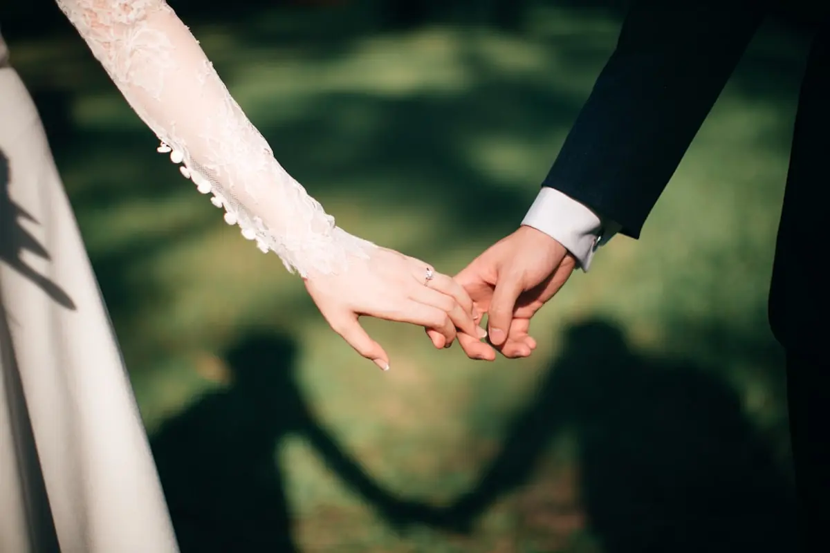 Beautiful golden hour wedding ceremony outdoors in Miami